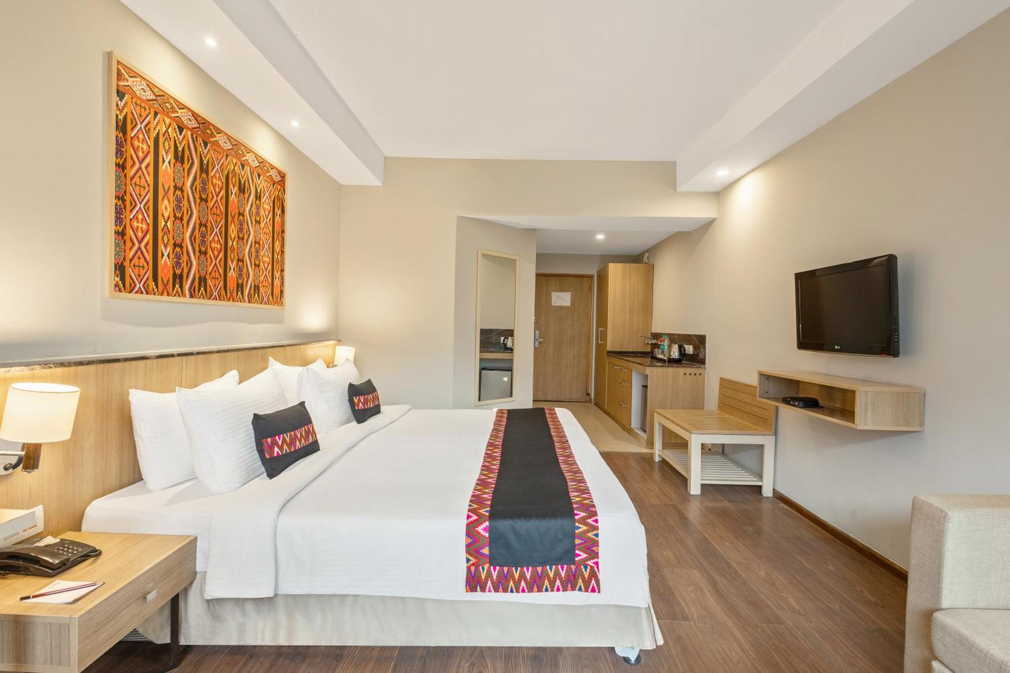 Hotel Sterling Manali Esterno foto