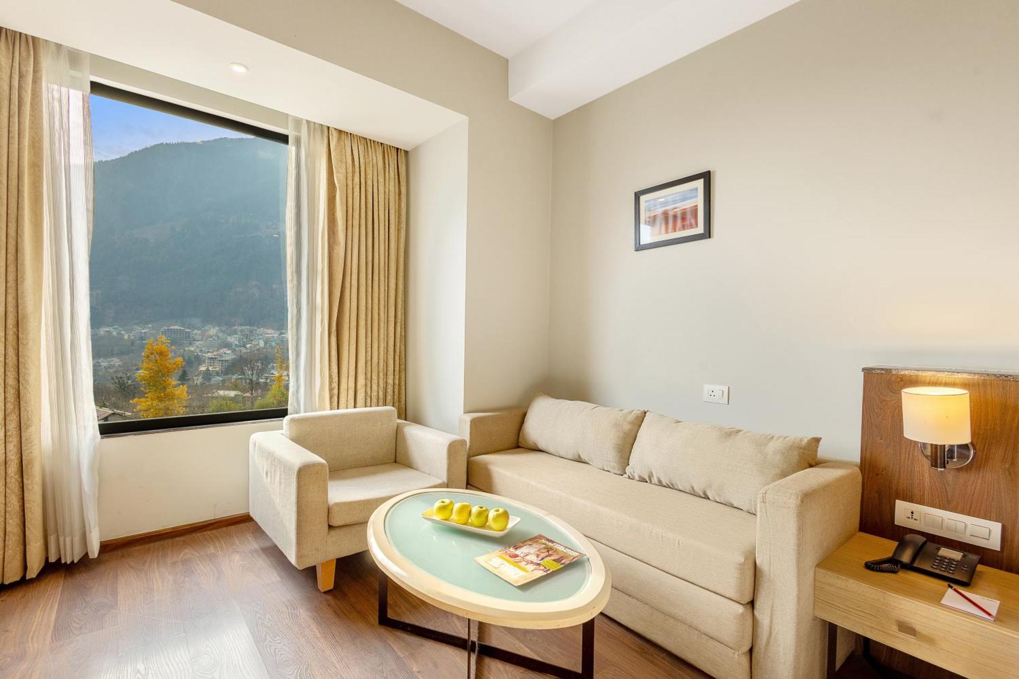 Hotel Sterling Manali Esterno foto