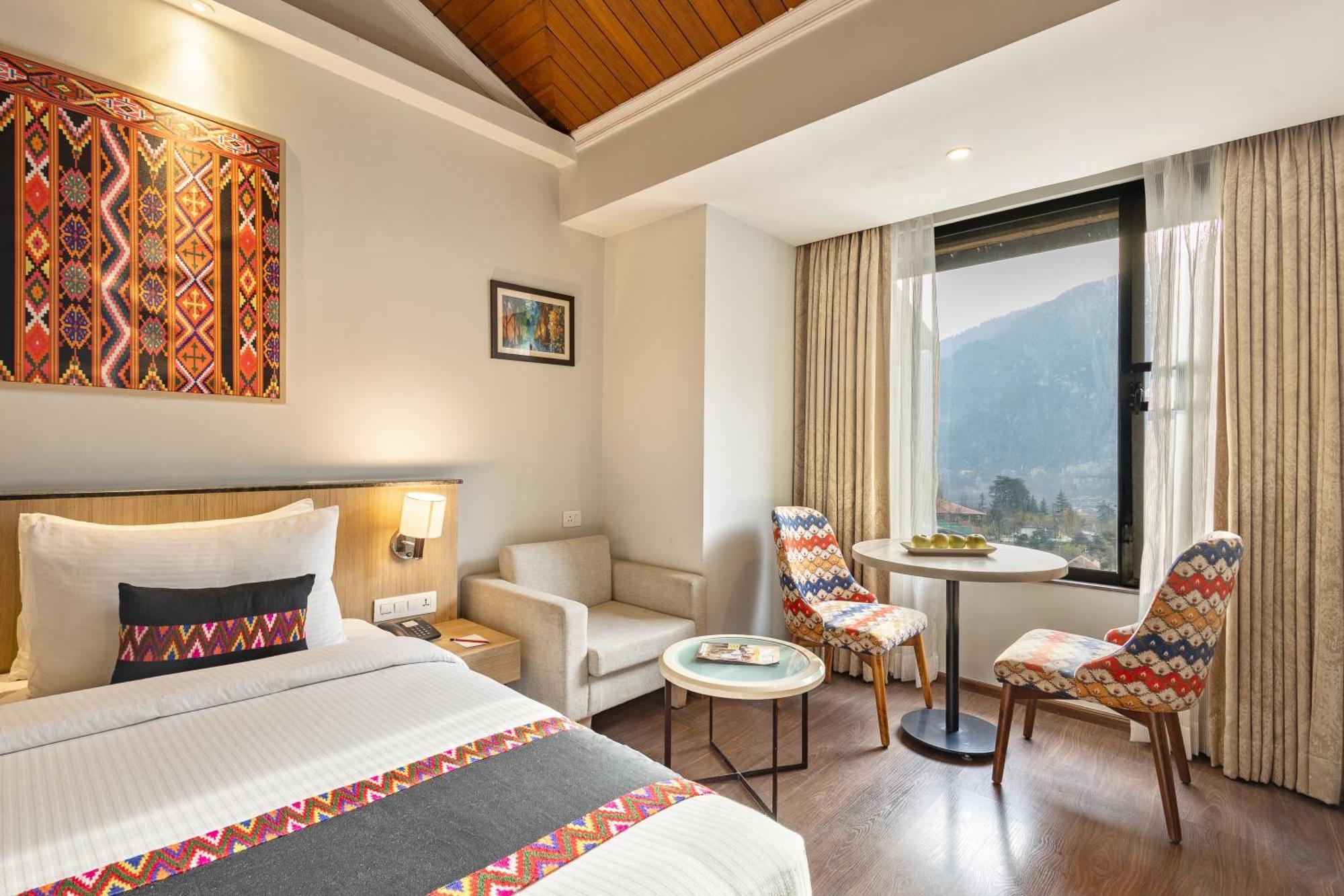 Hotel Sterling Manali Esterno foto