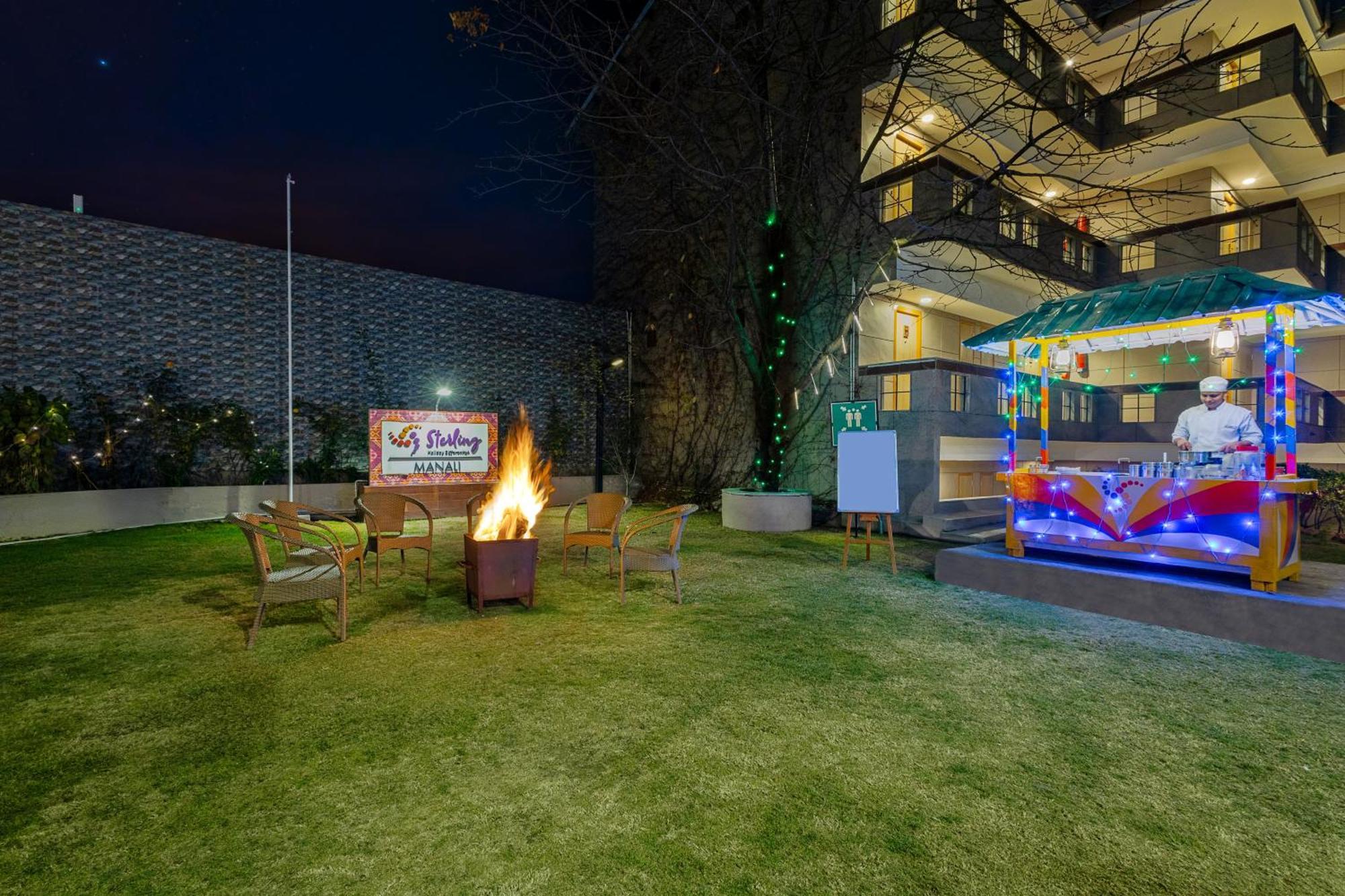Hotel Sterling Manali Esterno foto