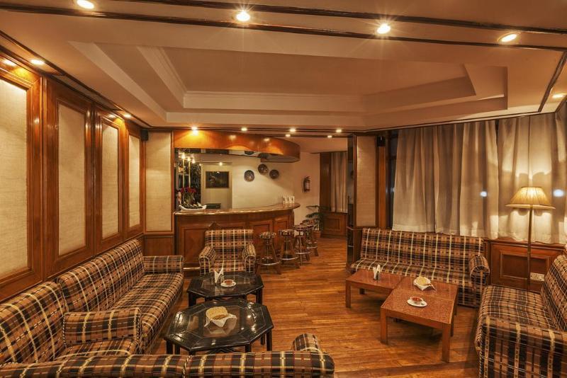 Hotel Sterling Manali Esterno foto